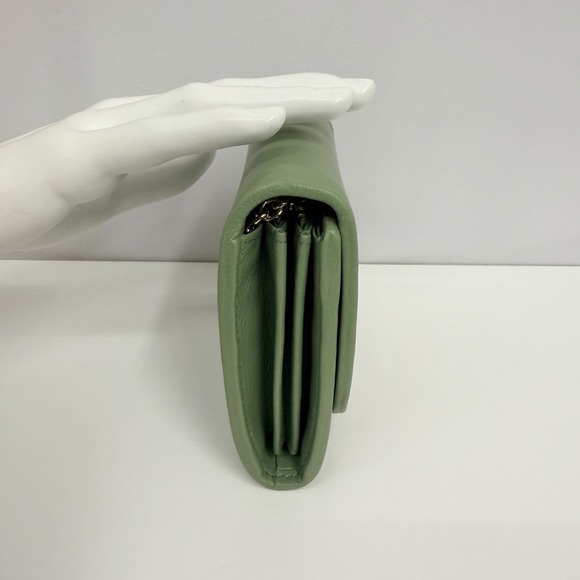 Gucci Leather Medium Blondie Wallet Crossbody Bag Purse Salamander Green NWOT - Picture 7 of 16